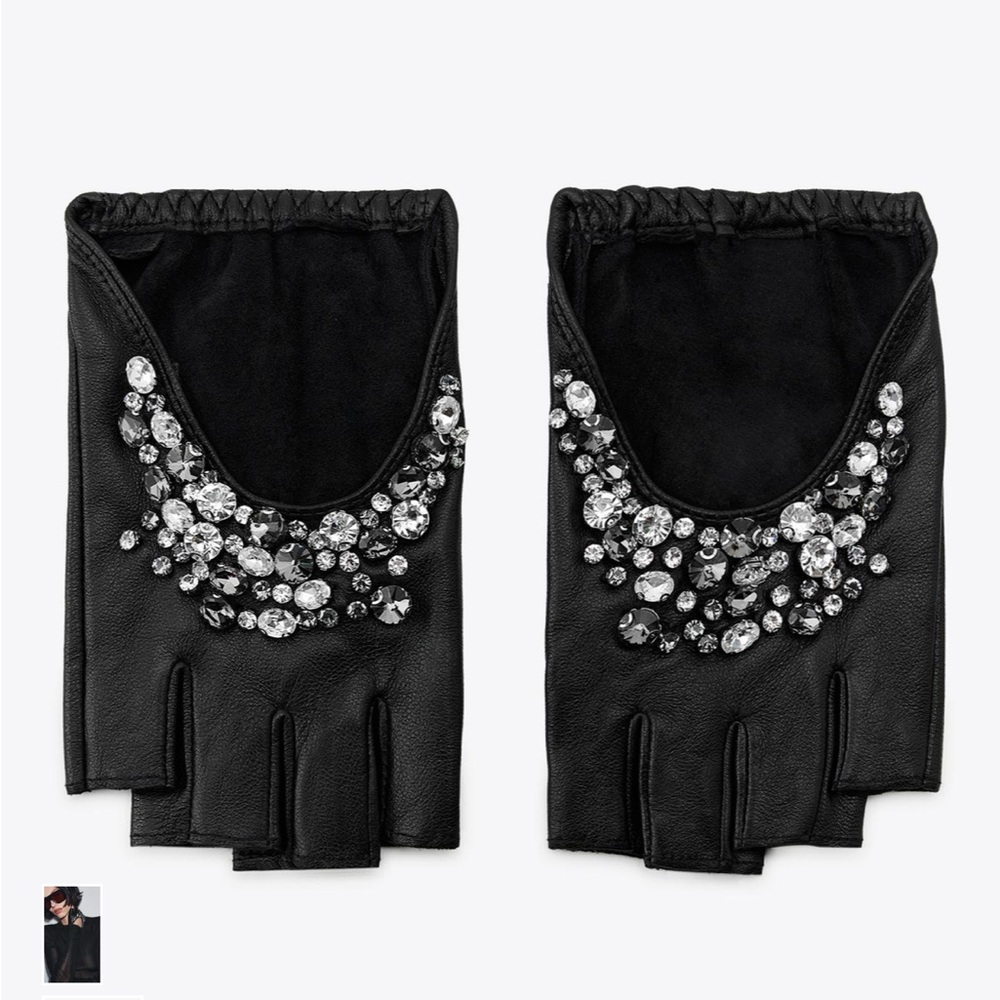 ZARA JEWELLED LEATHER MITTENS MD